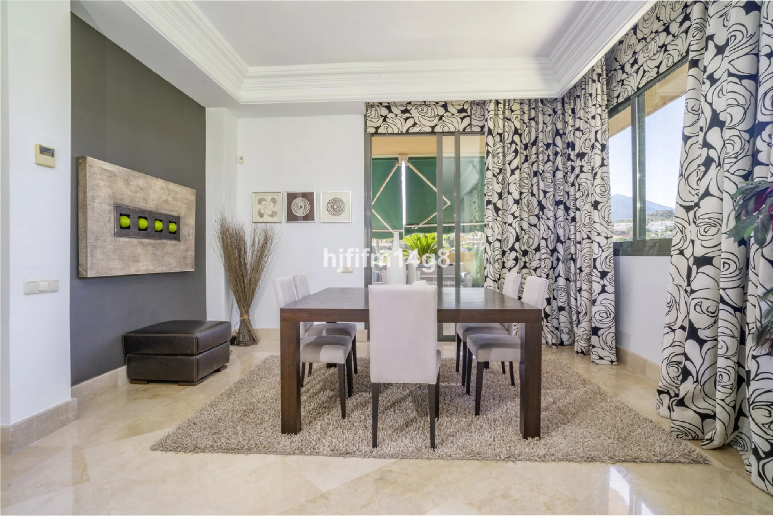 Welcome to this bright and spacious 2-bedroom penthouse in the sought-after Lorcrigolf community, perfectly positioned next to the golf course and offering spectacular views of La Concha Mountain.