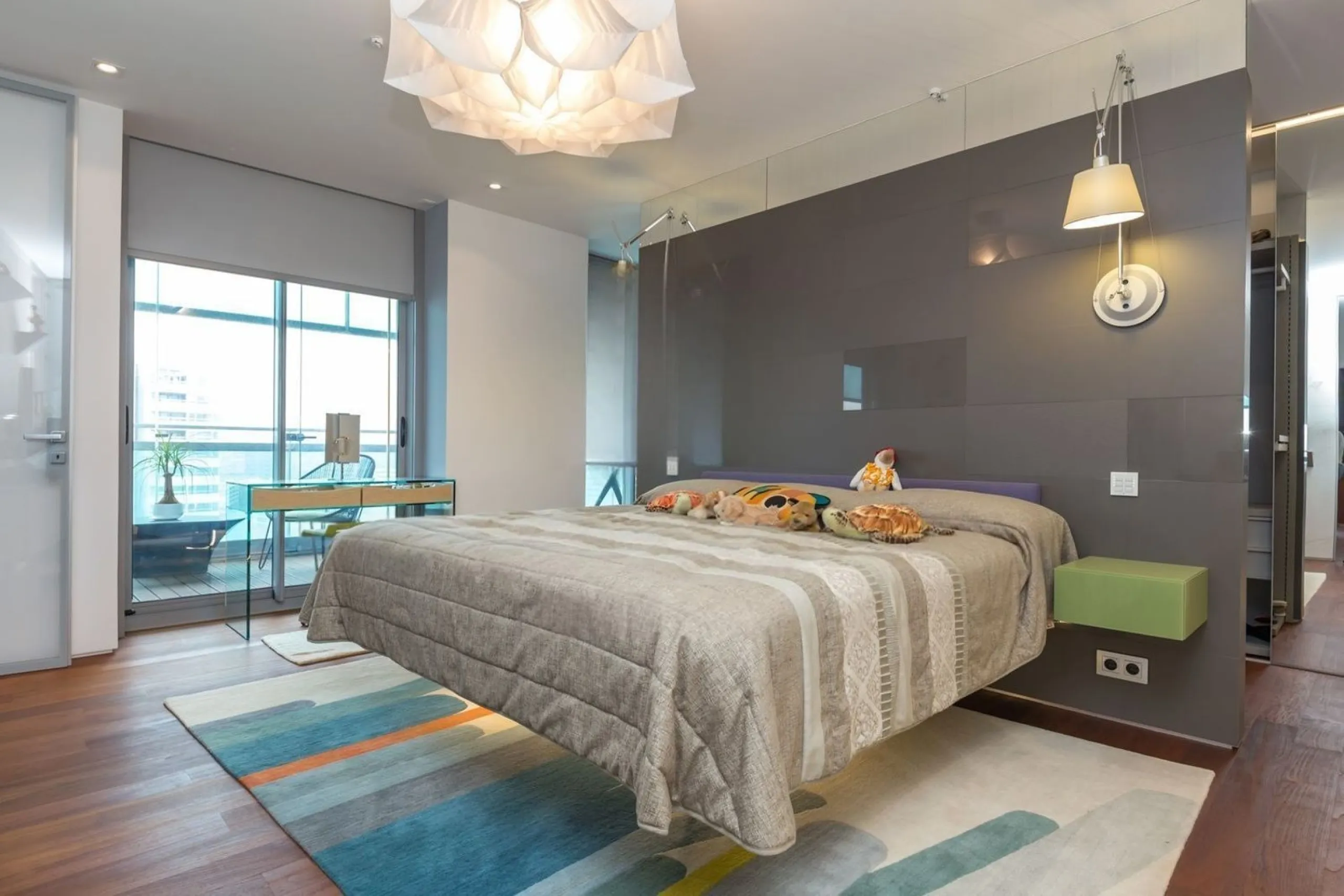 Exclusive apartment with large terrace and sea views in Diagonal Mar, Barcelona