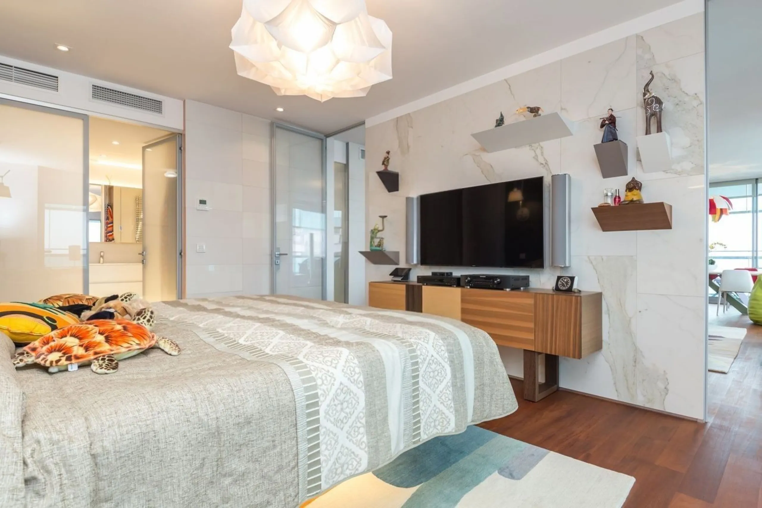 Exclusive apartment with large terrace and sea views in Diagonal Mar, Barcelona