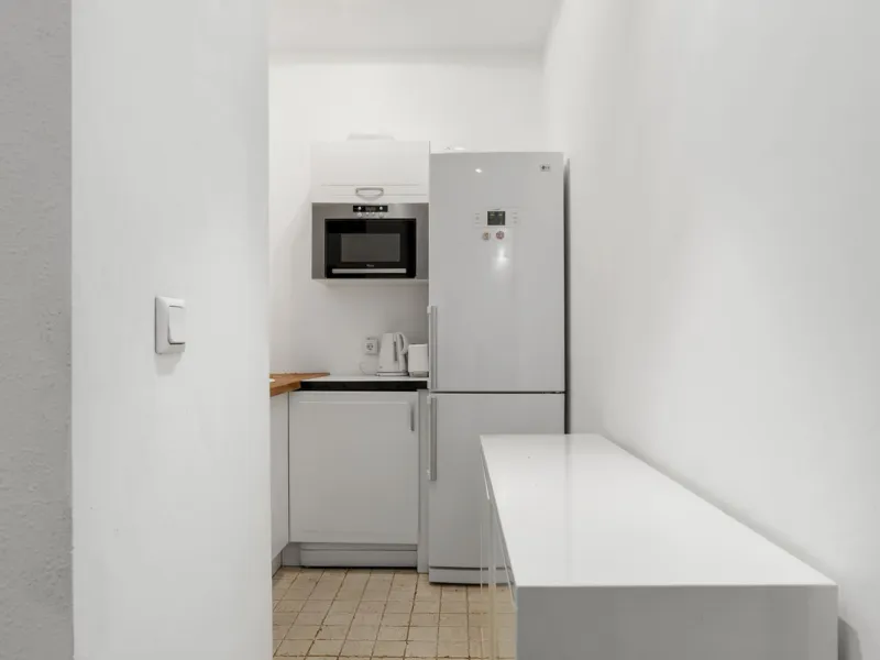 Apartment - Middle Floor Apartment в продаже в Marbella, Málaga. В доме 2 спален и 1 ванных комнат. Площадь дома 102 м²