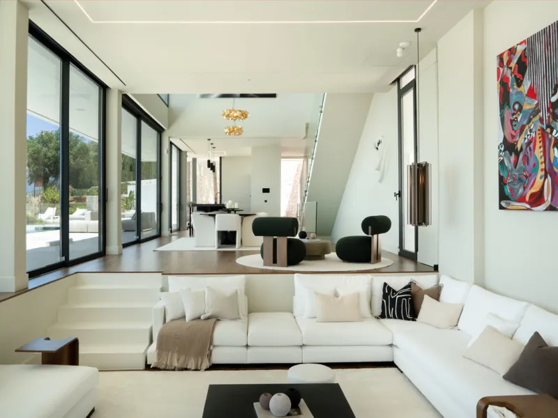 House - Detached Villa в продаже в Benahavís, Málaga. В доме 4 спален и 7 ванных комнат. Площадь дома 1847 м². Площадь участка 2068 м²