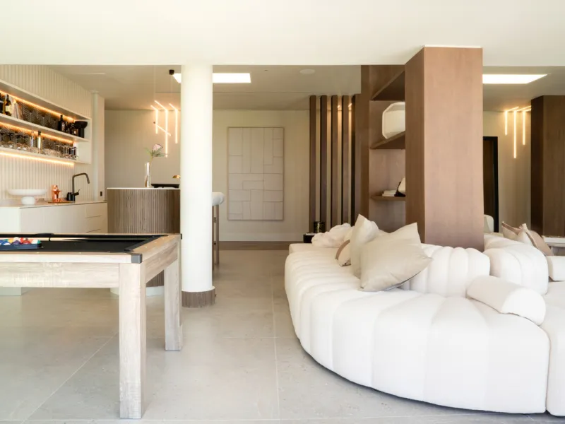 House - Detached Villa в продаже в Benahavís, Málaga. В доме 4 спален и 7 ванных комнат. Площадь дома 1847 м². Площадь участка 2068 м²