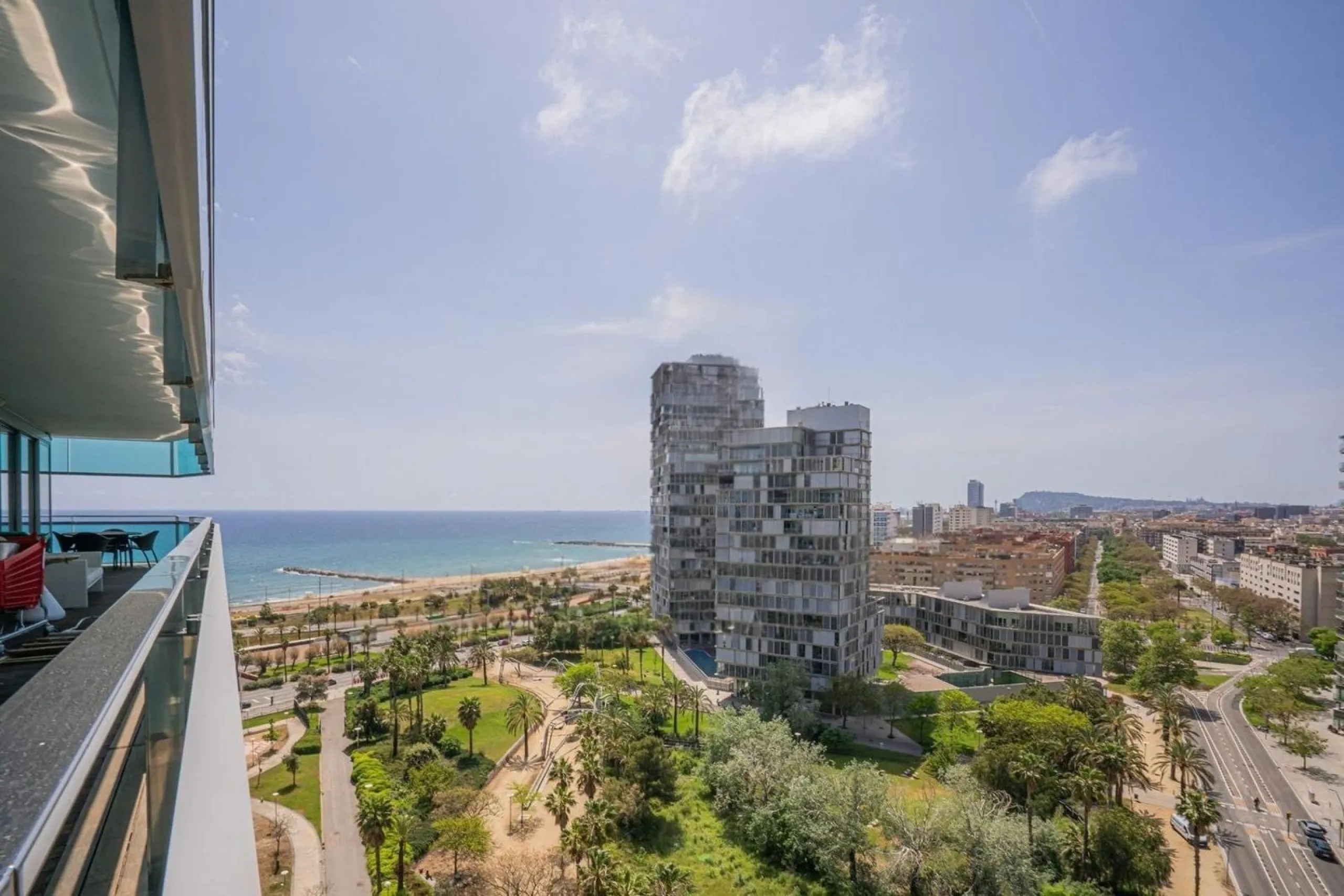 Exclusive bright apartment near the sea in Diagonal Mar, Barcelona