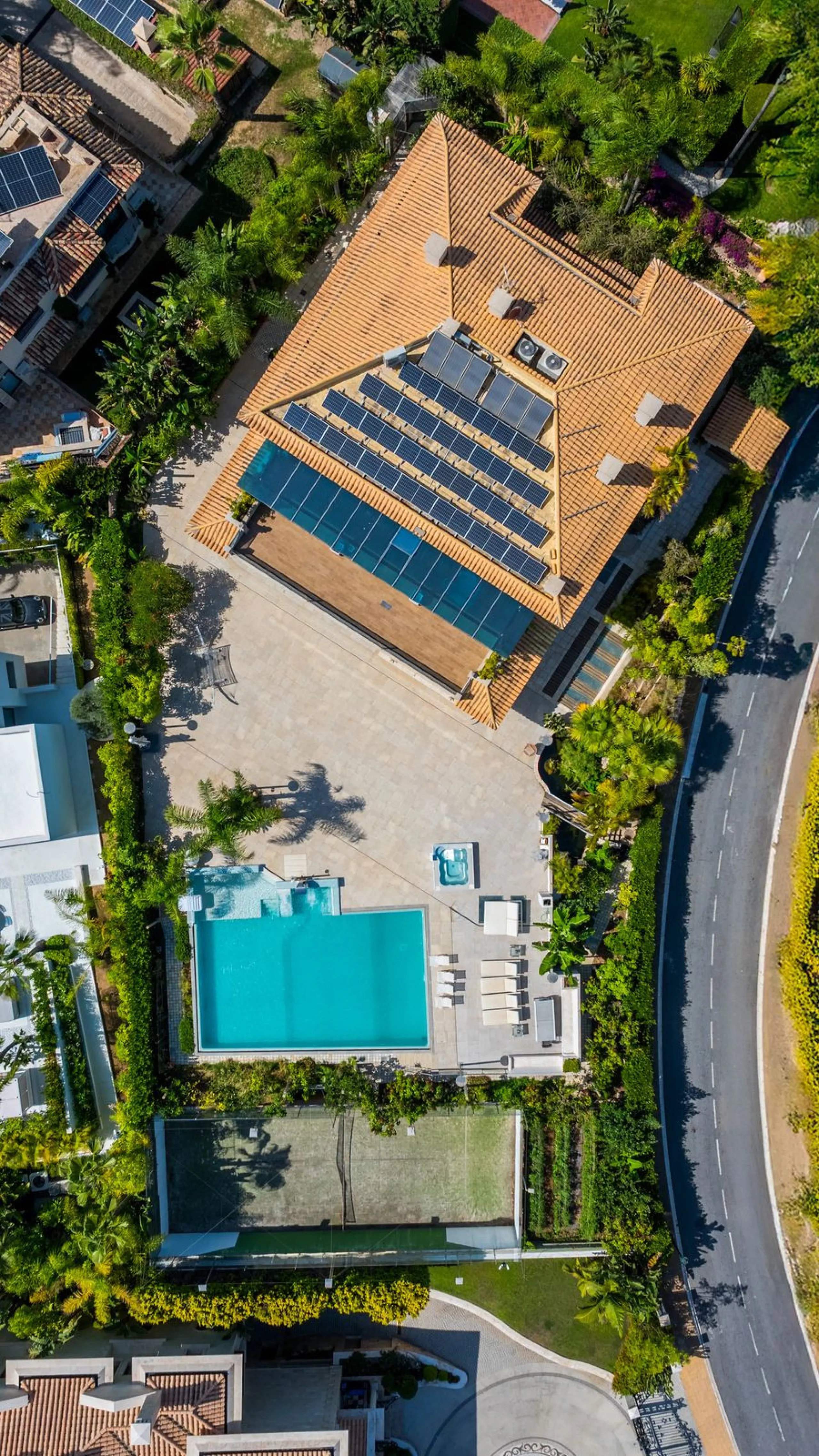 Spectacular 8-Bedroom Villa in Bahia de Marbella, Los Monteros