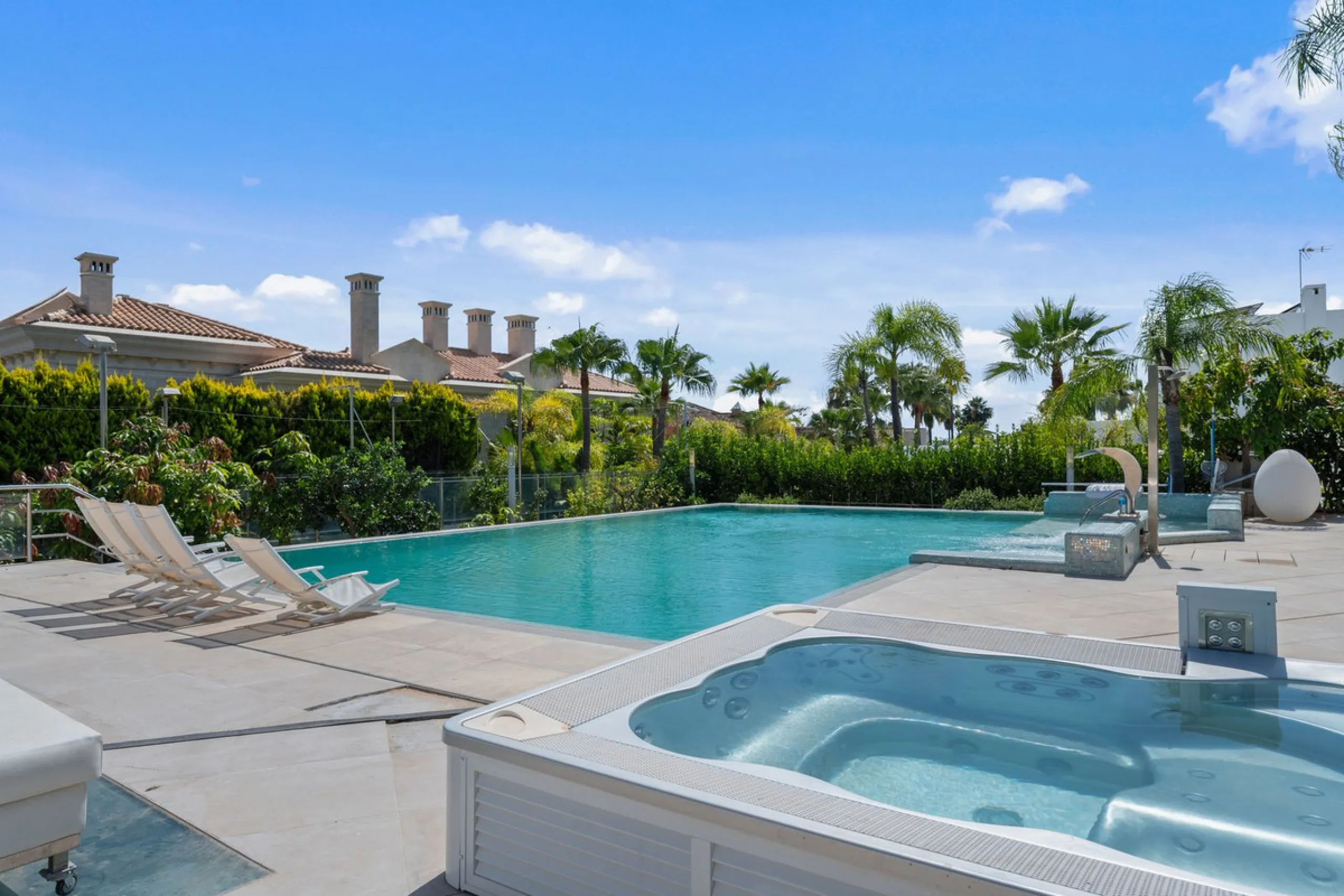 Spectacular 8-Bedroom Villa in Bahia de Marbella, Los Monteros