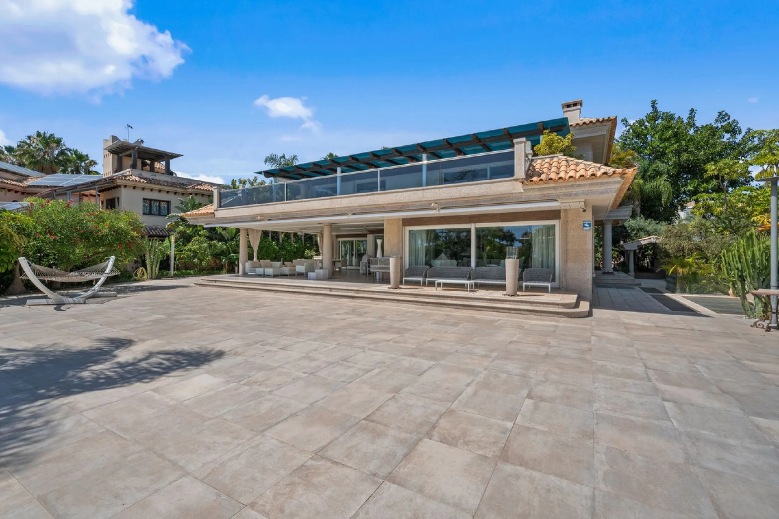 Spectacular 8-Bedroom Villa in Bahia de Marbella, Los Monteros
