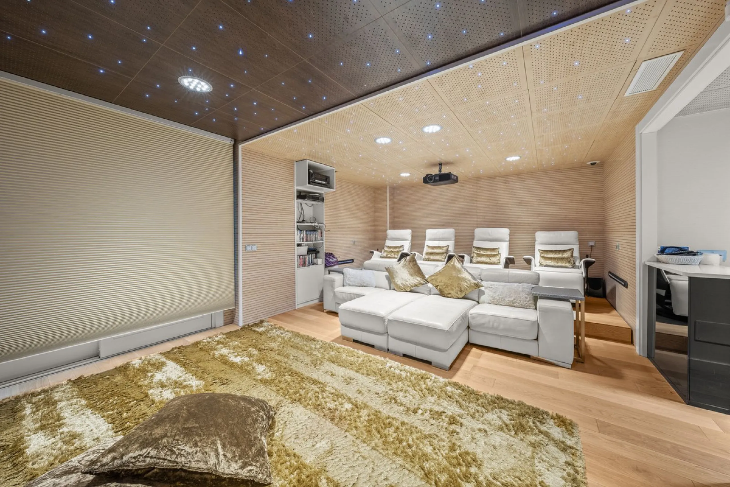 Spectacular 8-Bedroom Villa in Bahia de Marbella, Los Monteros