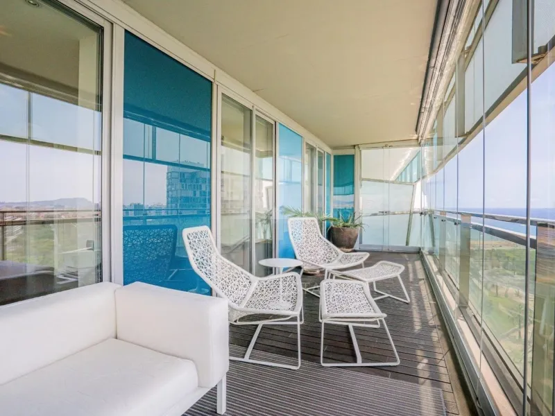 Exclusive bright apartment near the sea in Diagonal Mar, Barcelona