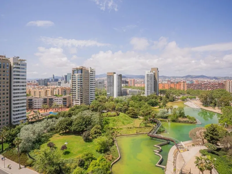 Exclusive bright apartment near the sea in Diagonal Mar, Barcelona