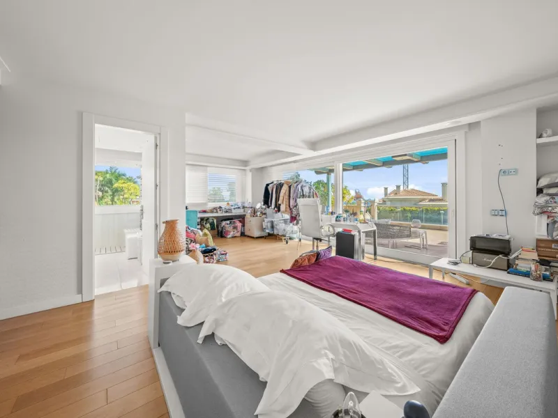 Spectacular 8-Bedroom Villa in Bahia de Marbella, Los Monteros