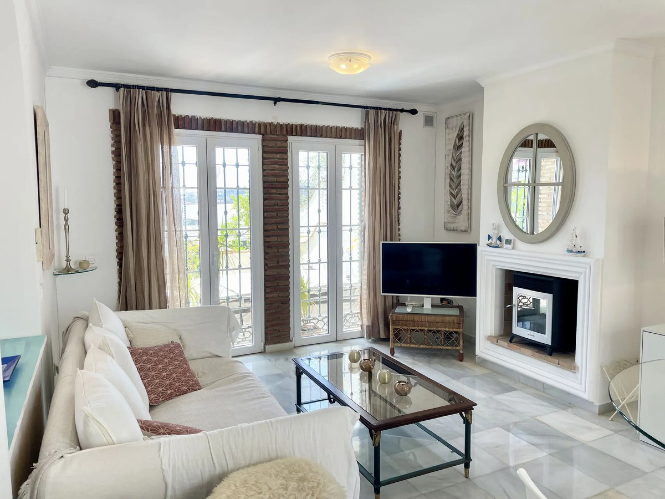 Charming Townhouse in the Idyllic Puebla Aida Community!