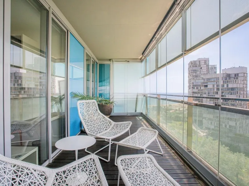 Exclusive bright apartment near the sea in Diagonal Mar, Barcelona