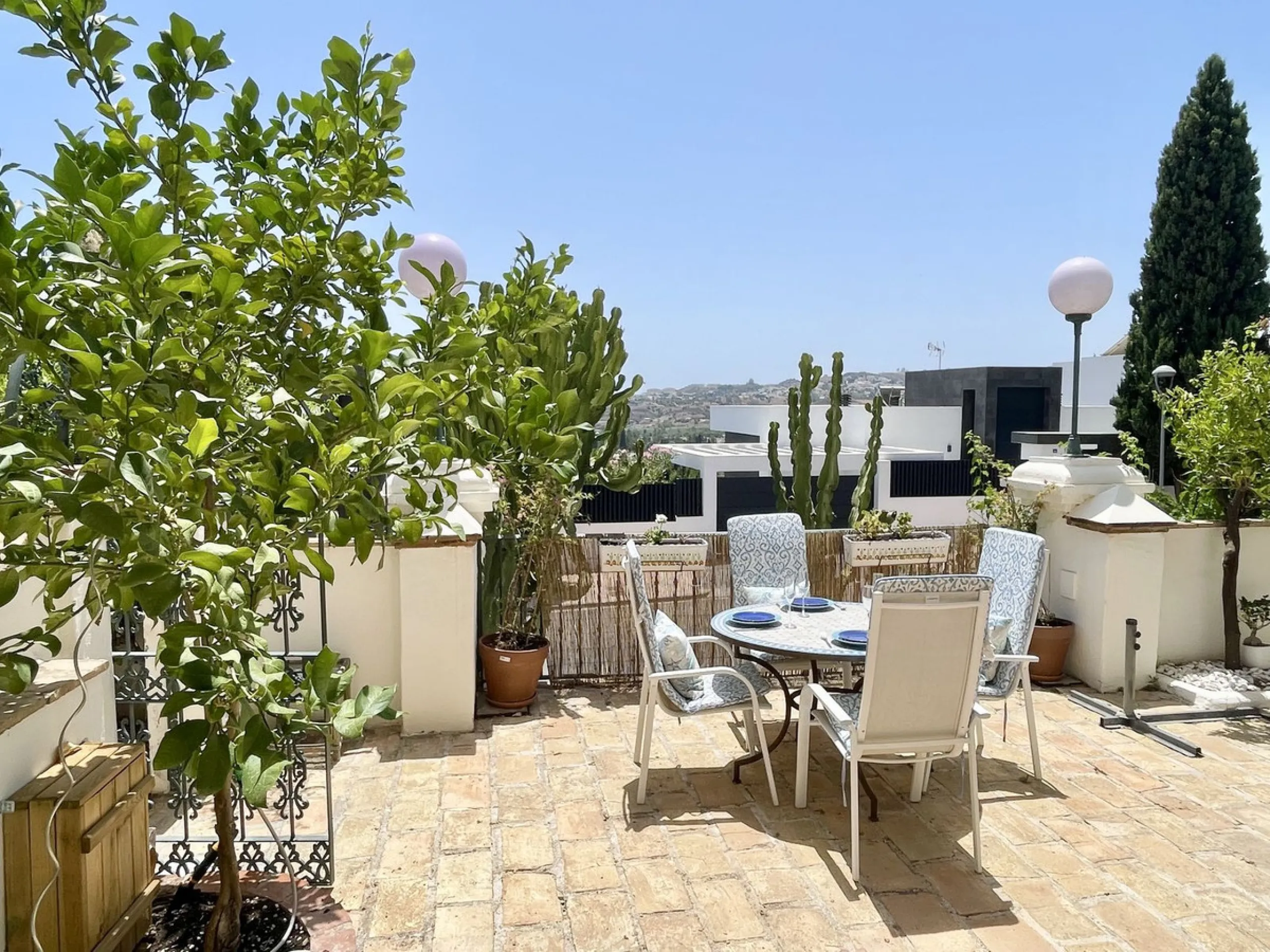 Charming Townhouse in the Idyllic Puebla Aida Community!