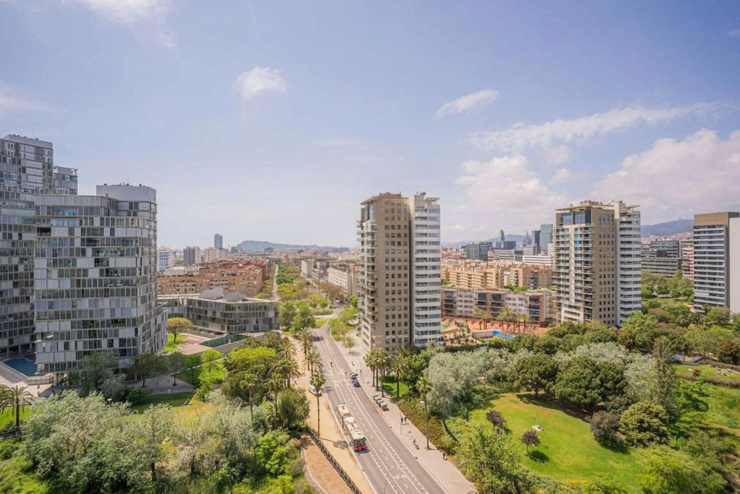 Exclusive bright apartment near the sea in Diagonal Mar, Barcelona