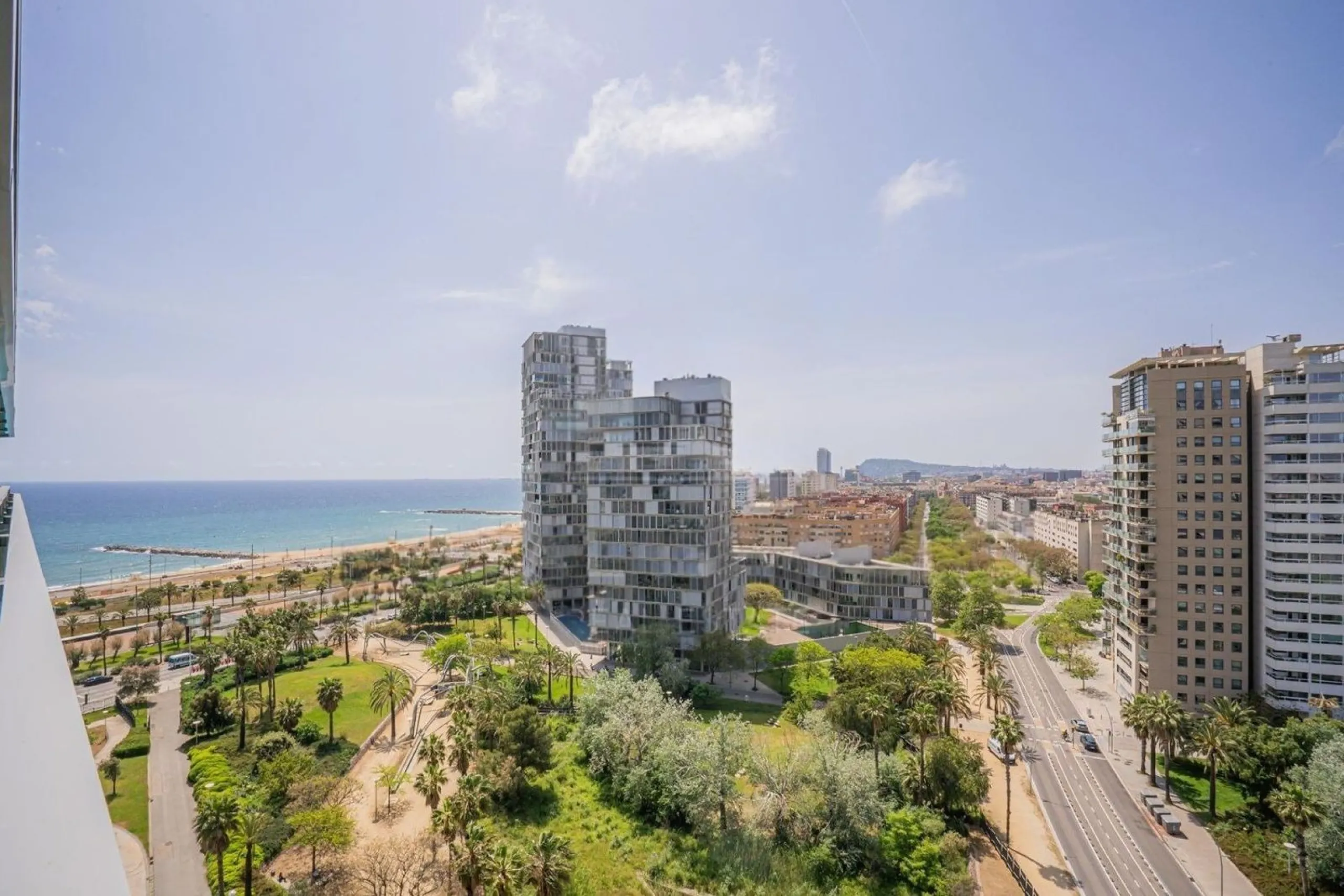 Exclusive bright apartment near the sea in Diagonal Mar, Barcelona