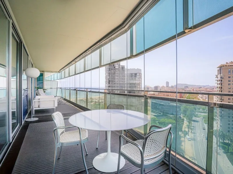 Exclusive bright apartment near the sea in Diagonal Mar, Barcelona