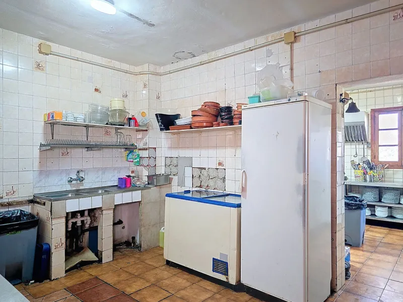 Superb Business Opportunity –  Bar & Restaurant with Owner's Accommodation and Guest Apartment Between Cómpeta & Torrox