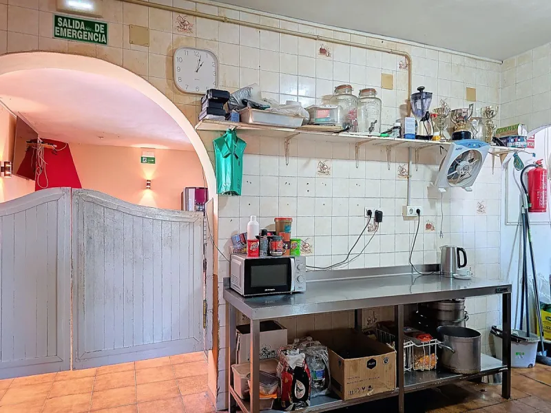Superb Business Opportunity –  Bar & Restaurant with Owner's Accommodation and Guest Apartment Between Cómpeta & Torrox