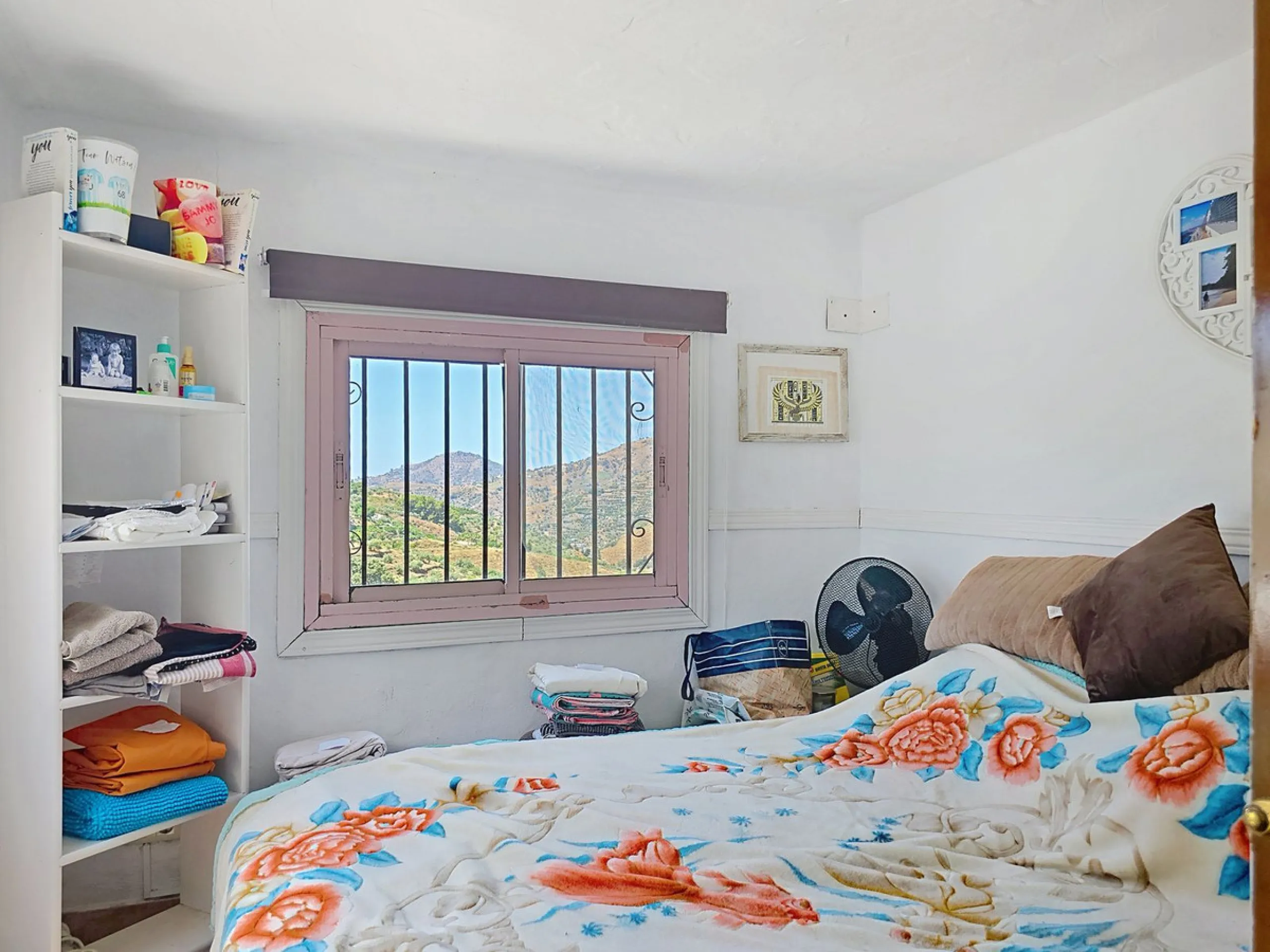 Superb Business Opportunity –  Bar & Restaurant with Owner's Accommodation and Guest Apartment Between Cómpeta & Torrox