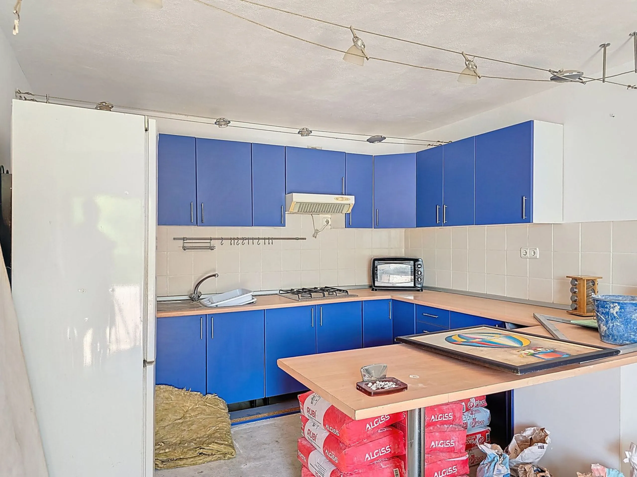 Superb Business Opportunity –  Bar & Restaurant with Owner's Accommodation and Guest Apartment Between Cómpeta & Torrox