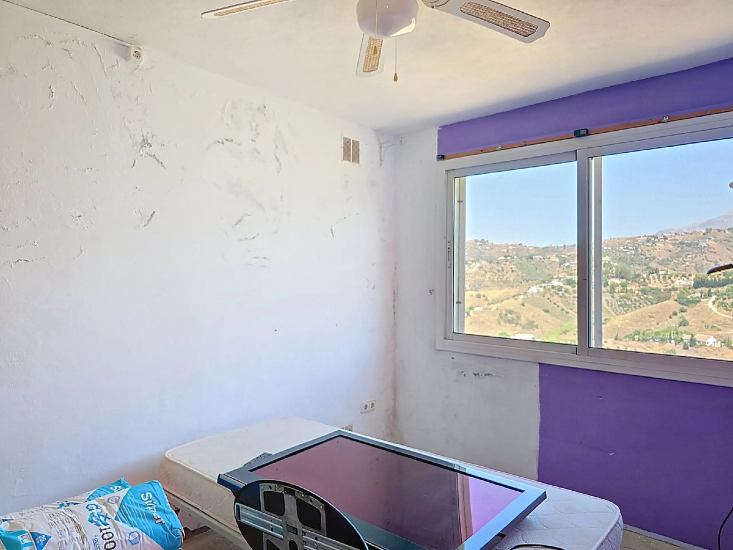 Superb Business Opportunity –  Bar & Restaurant with Owner's Accommodation and Guest Apartment Between Cómpeta & Torrox
