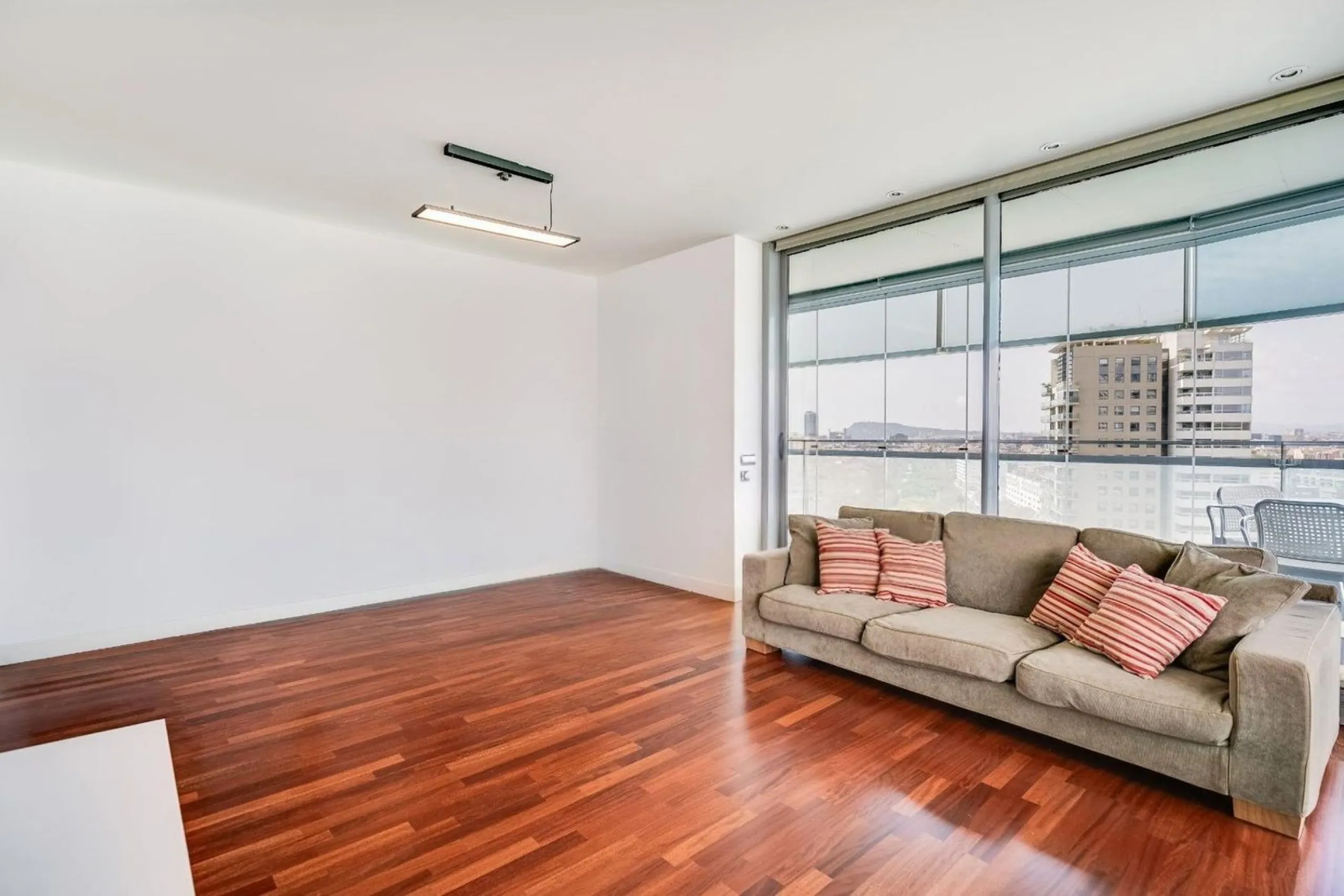 Exclusive bright apartment near the sea in Diagonal Mar, Barcelona