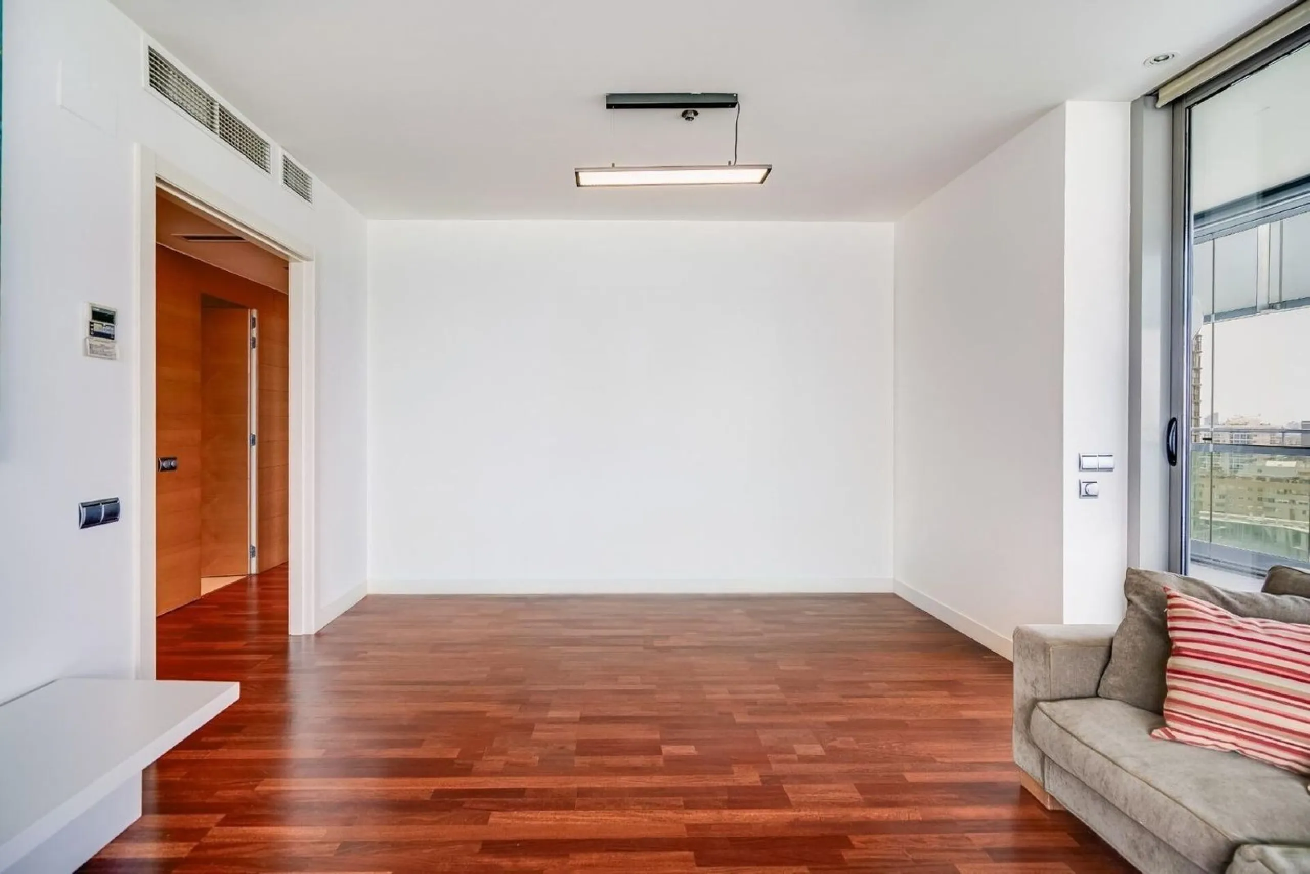 Exclusive bright apartment near the sea in Diagonal Mar, Barcelona