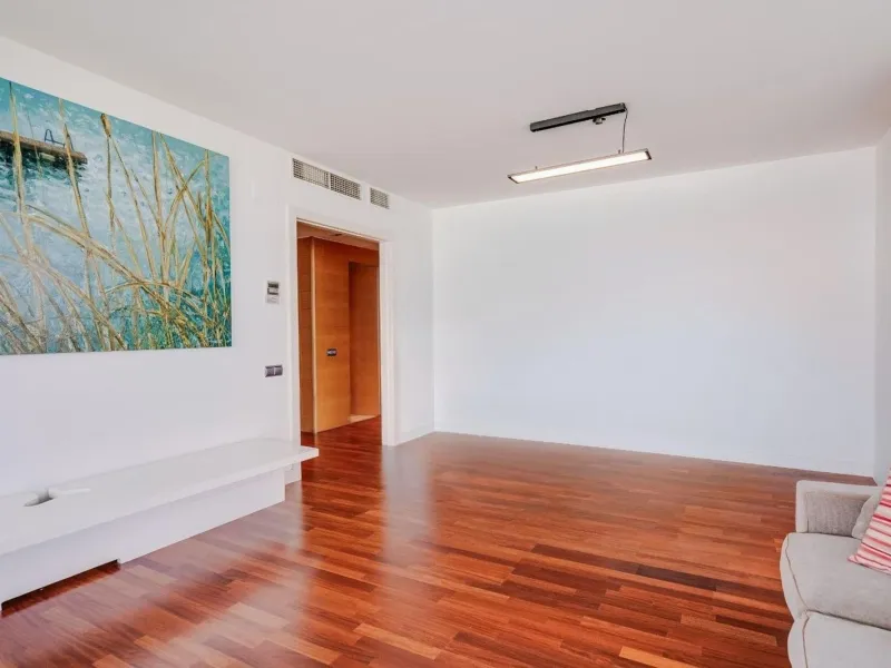 Exclusive bright apartment near the sea in Diagonal Mar, Barcelona