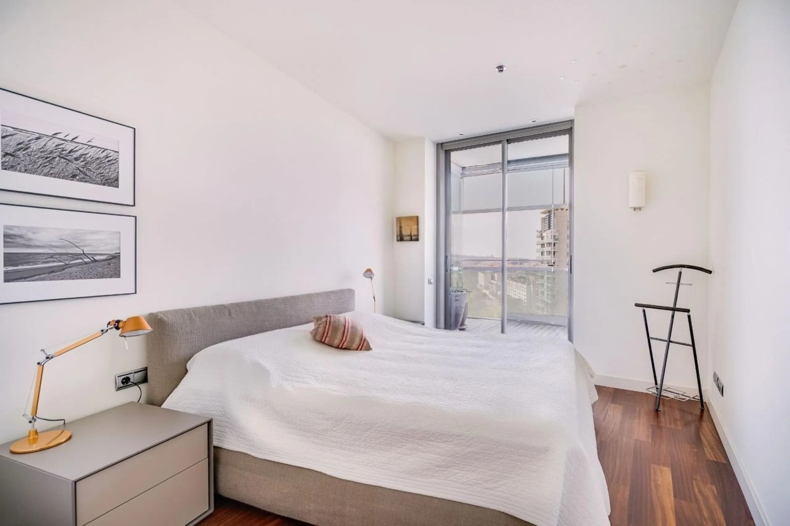 Exclusive bright apartment near the sea in Diagonal Mar, Barcelona