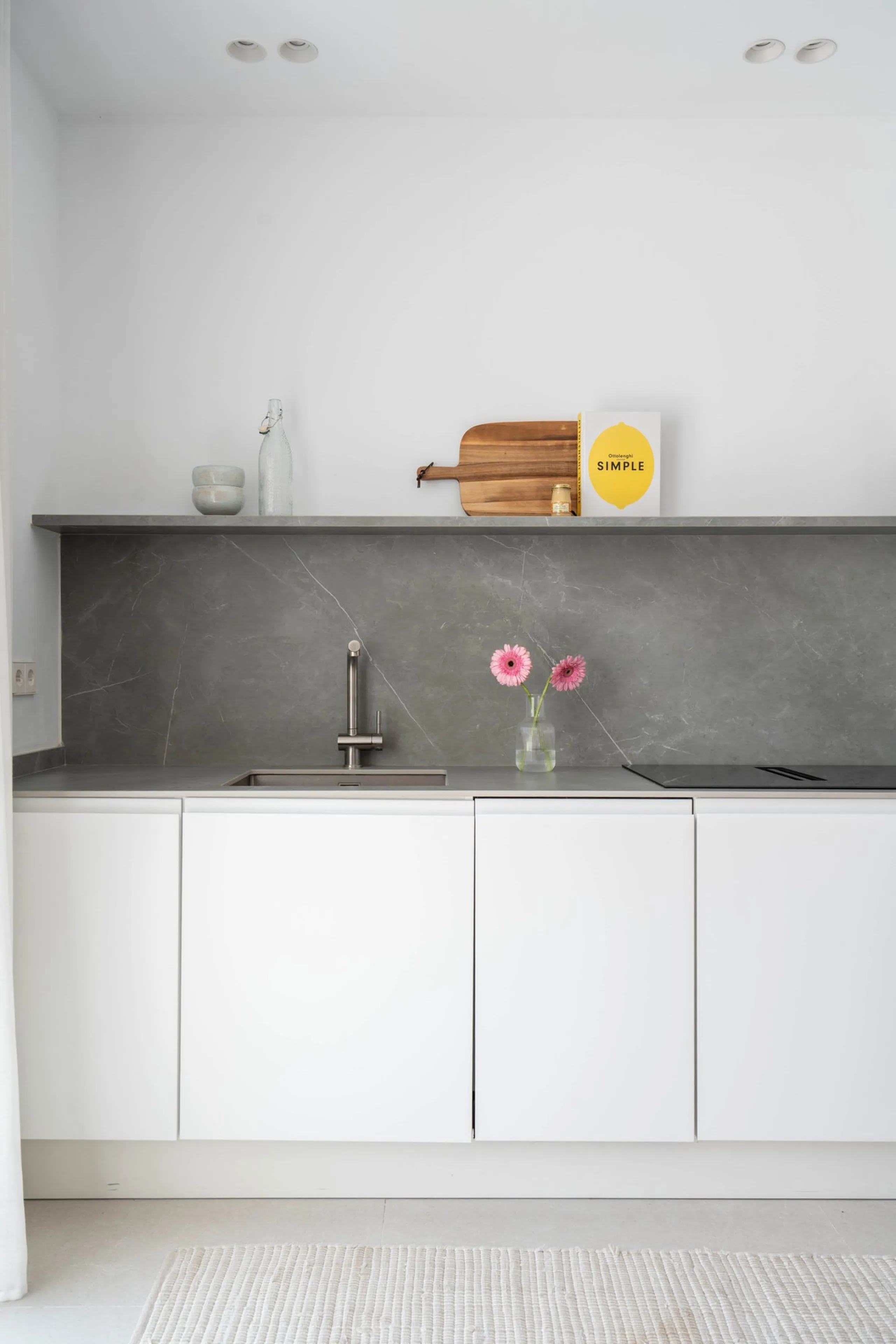 Apartment - Middle Floor Apartment в продаже в Benahavís, Málaga. В доме 2 спален и 3 ванных комнат. Площадь дома 111 м²