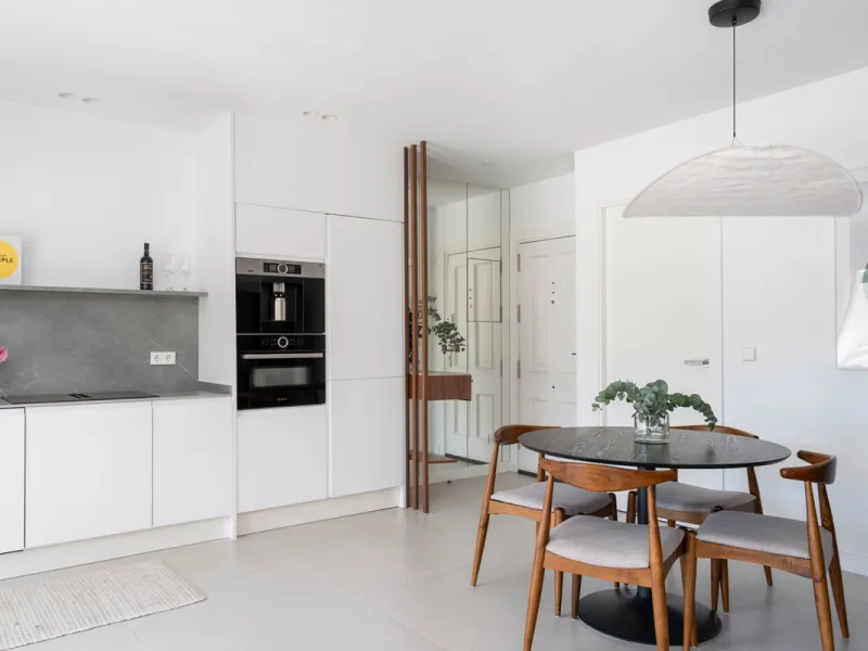 Apartment - Middle Floor Apartment в продаже в Benahavís, Málaga. В доме 2 спален и 3 ванных комнат. Площадь дома 111 м²