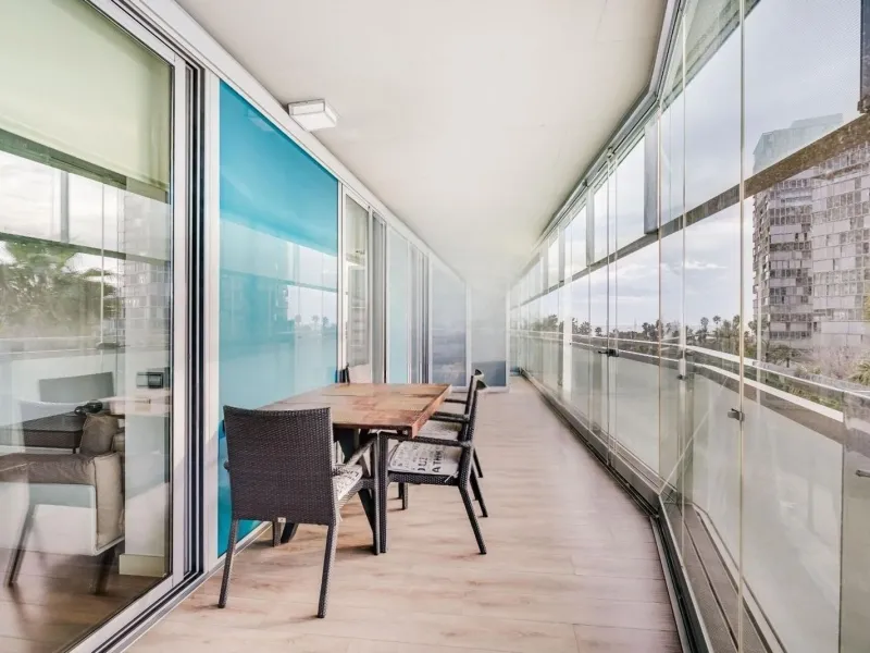 Exclusive apartment with large terrace by the sea in Diagonal Mar, Barcelona