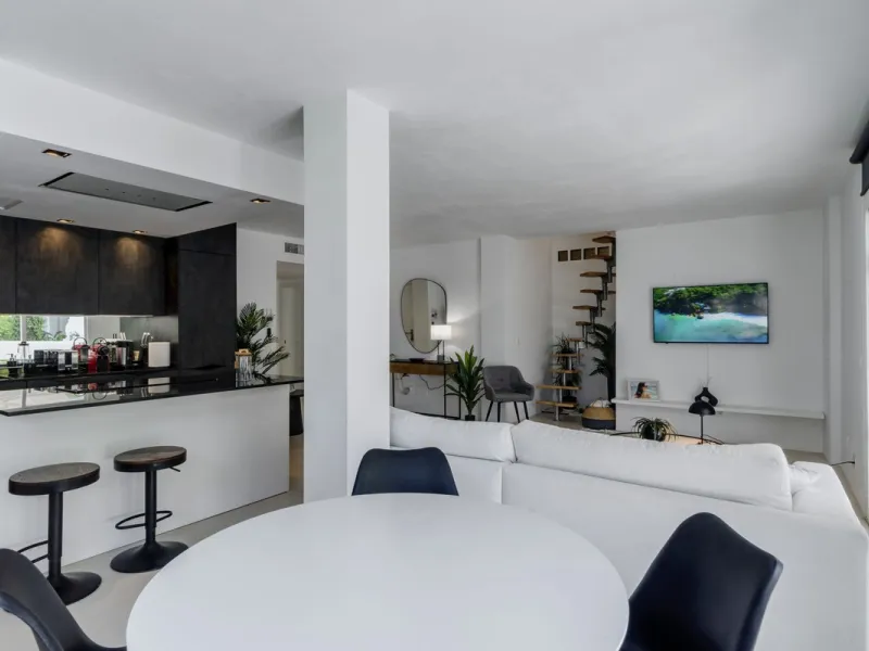 Ground Floor Apartment in Marbella East – Romantic Andalusian Architecture, Modern Renovation.