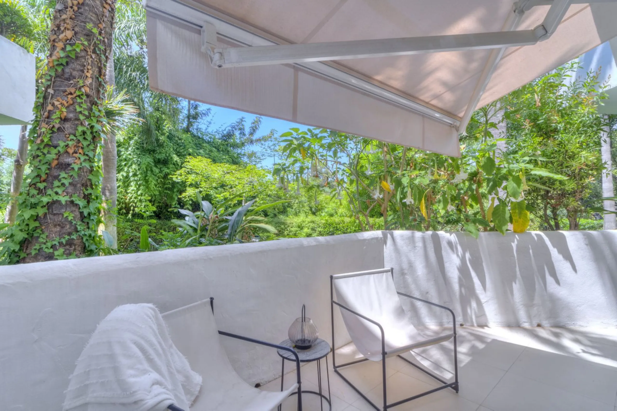 Ground Floor Apartment in Marbella East – Romantic Andalusian Architecture, Modern Renovation.