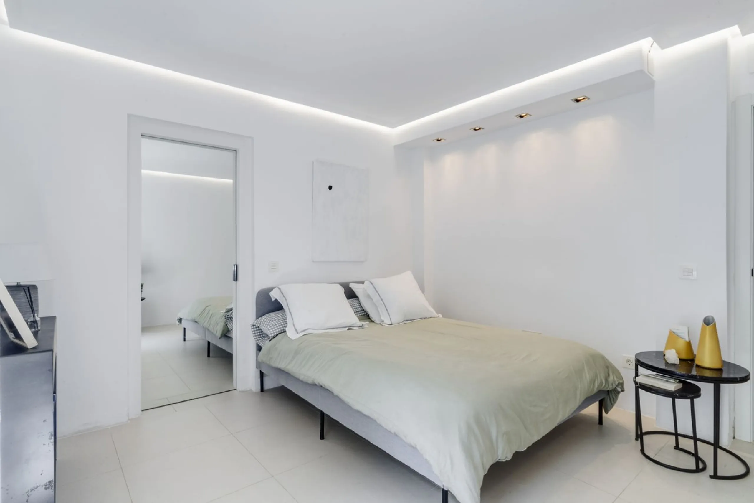 Ground Floor Apartment in Marbella East – Romantic Andalusian Architecture, Modern Renovation.