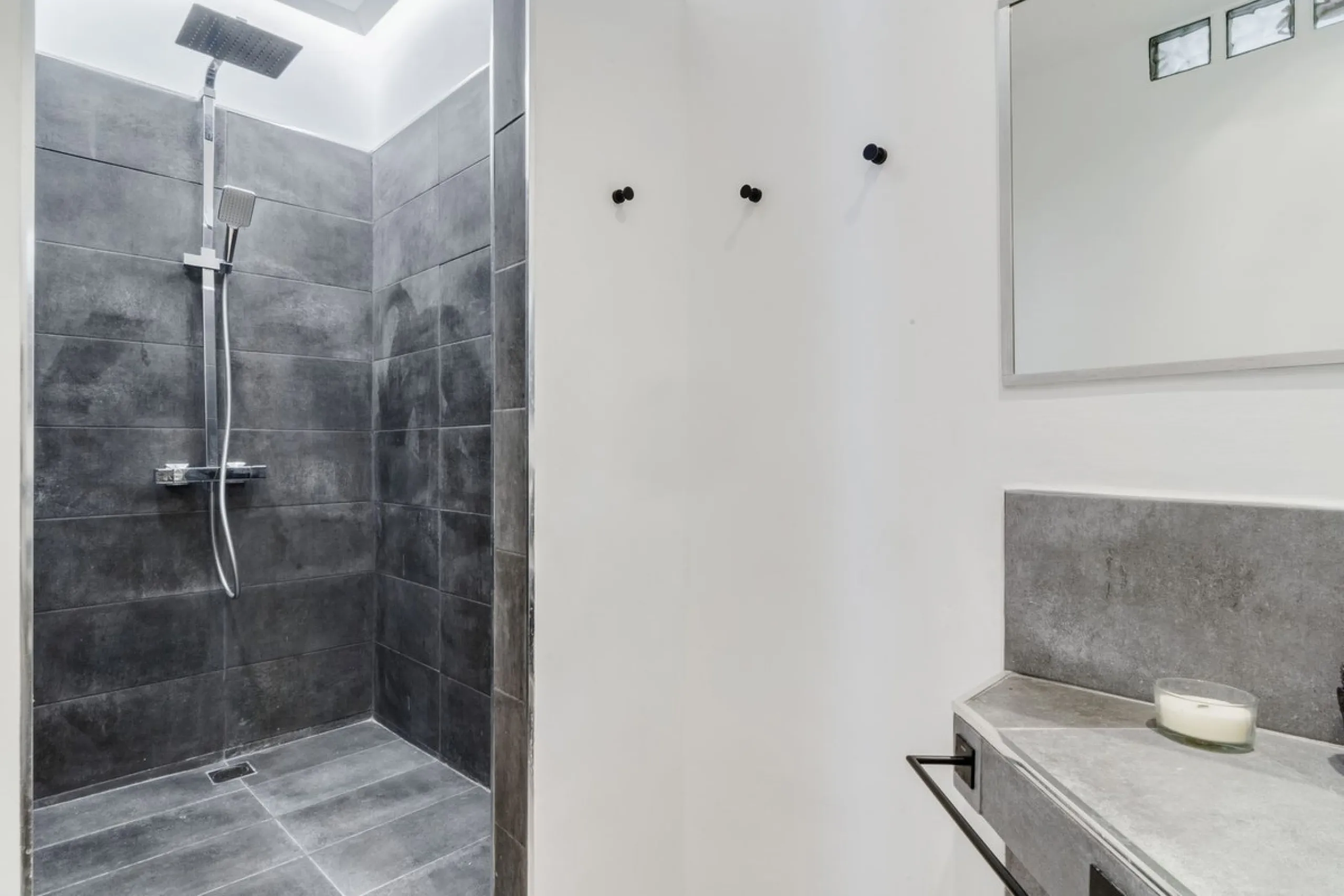 Ground Floor Apartment in Marbella East – Romantic Andalusian Architecture, Modern Renovation.