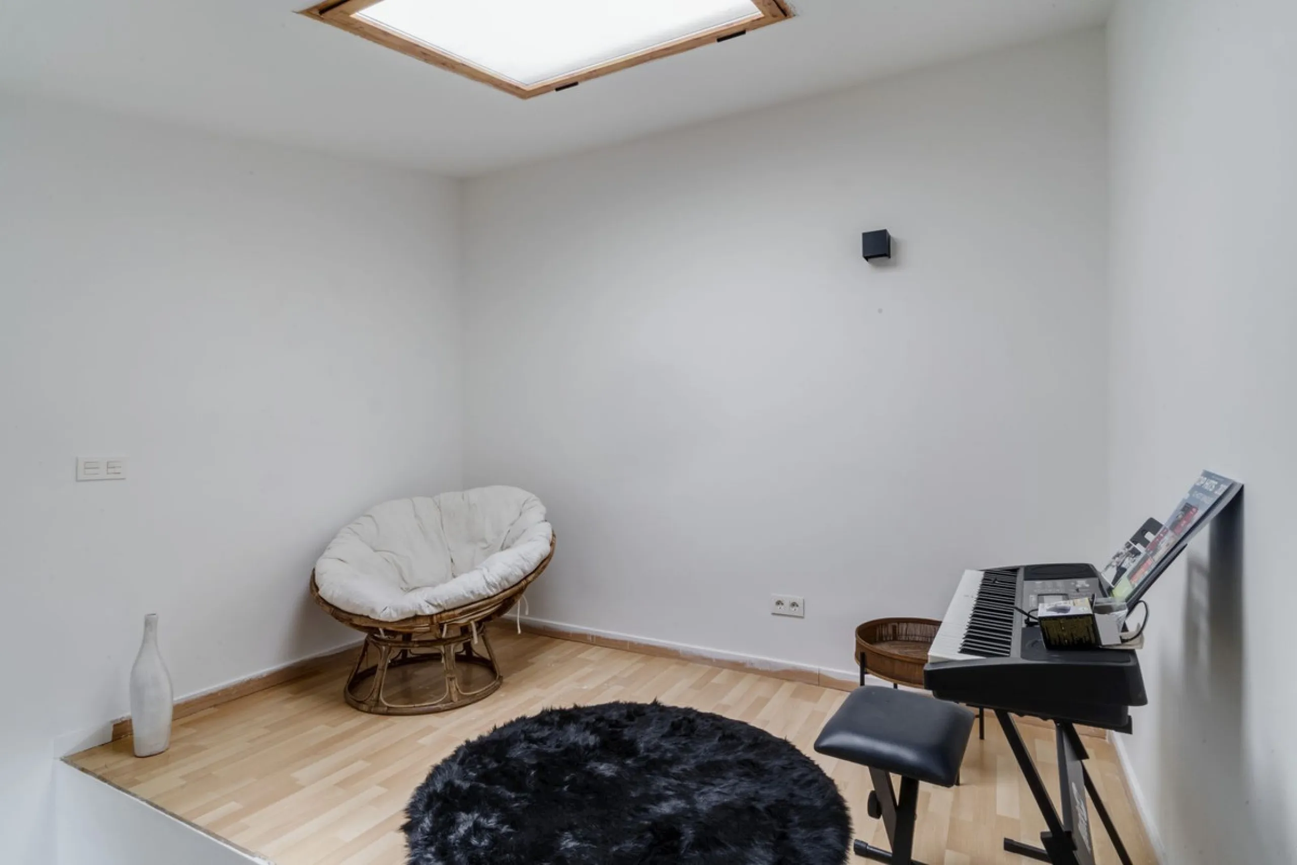 Ground Floor Apartment in Marbella East – Romantic Andalusian Architecture, Modern Renovation.