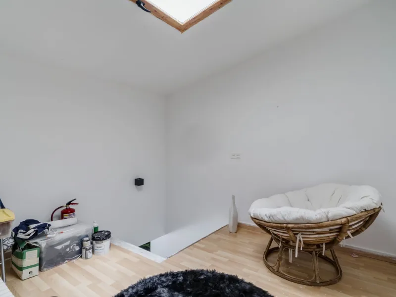 Ground Floor Apartment in Marbella East – Romantic Andalusian Architecture, Modern Renovation.