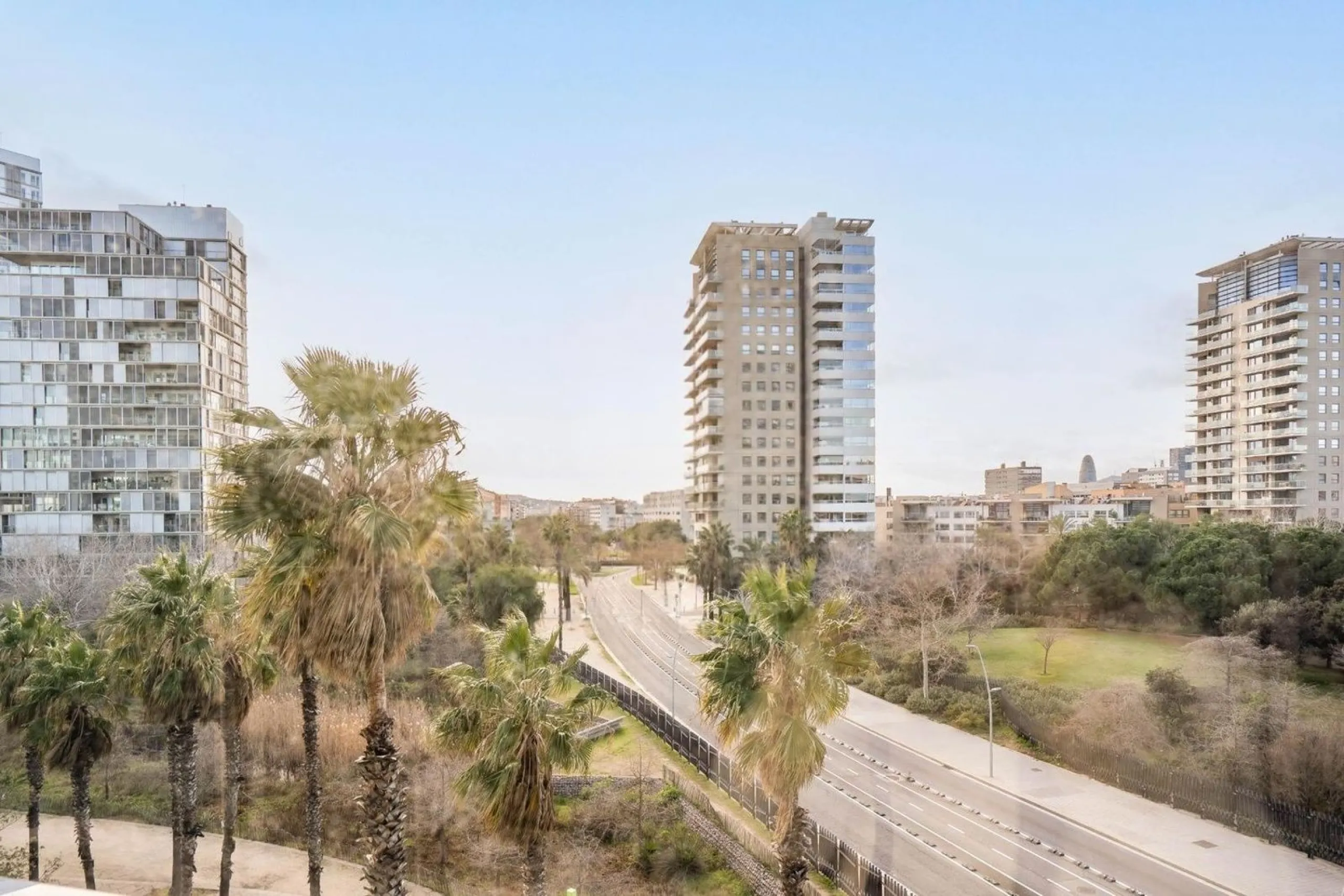 Exclusive apartment with large terrace by the sea in Diagonal Mar, Barcelona