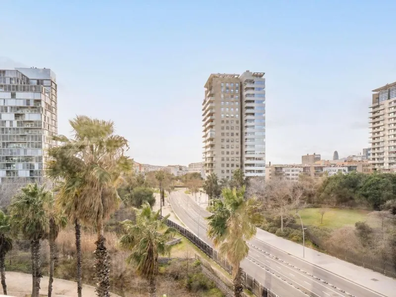 Exclusive apartment with large terrace by the sea in Diagonal Mar, Barcelona