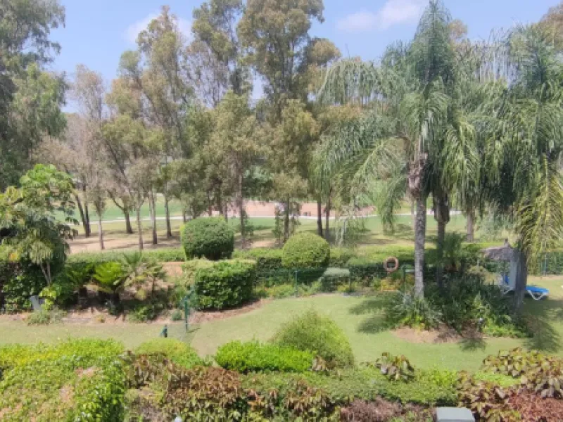 Apartment - Middle Floor Apartment в продаже в Estepona, Málaga. В доме 2 спален и 2 ванных комнат. Площадь дома 99 м²