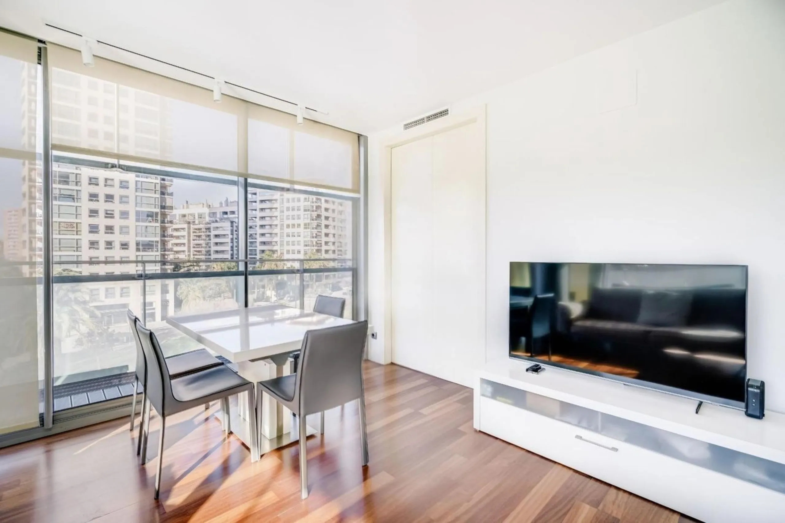 Exclusive apartment with large terrace by the sea in Diagonal Mar, Barcelona