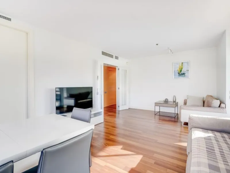 Exclusive apartment with large terrace by the sea in Diagonal Mar, Barcelona