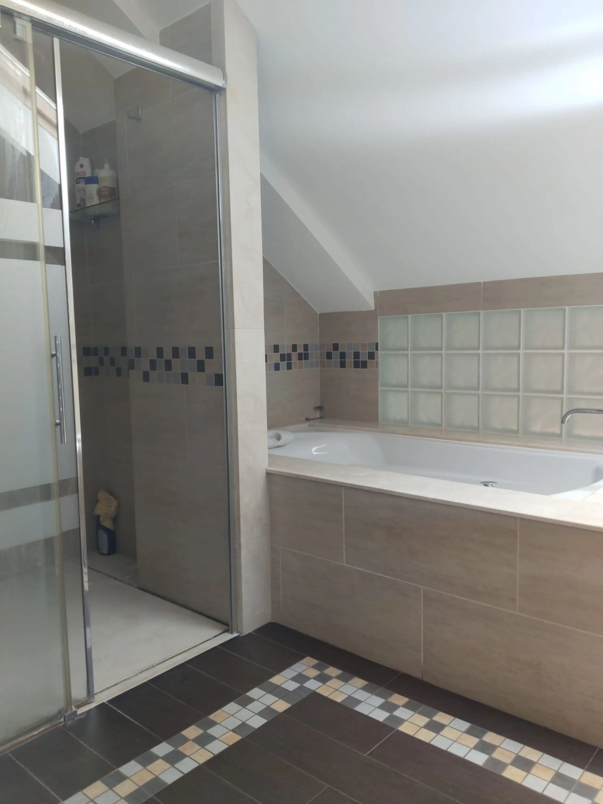 Exclusive Duplex Penthouse in Bahía Dorada - Possibility of Obtaining a Tourist Rental License