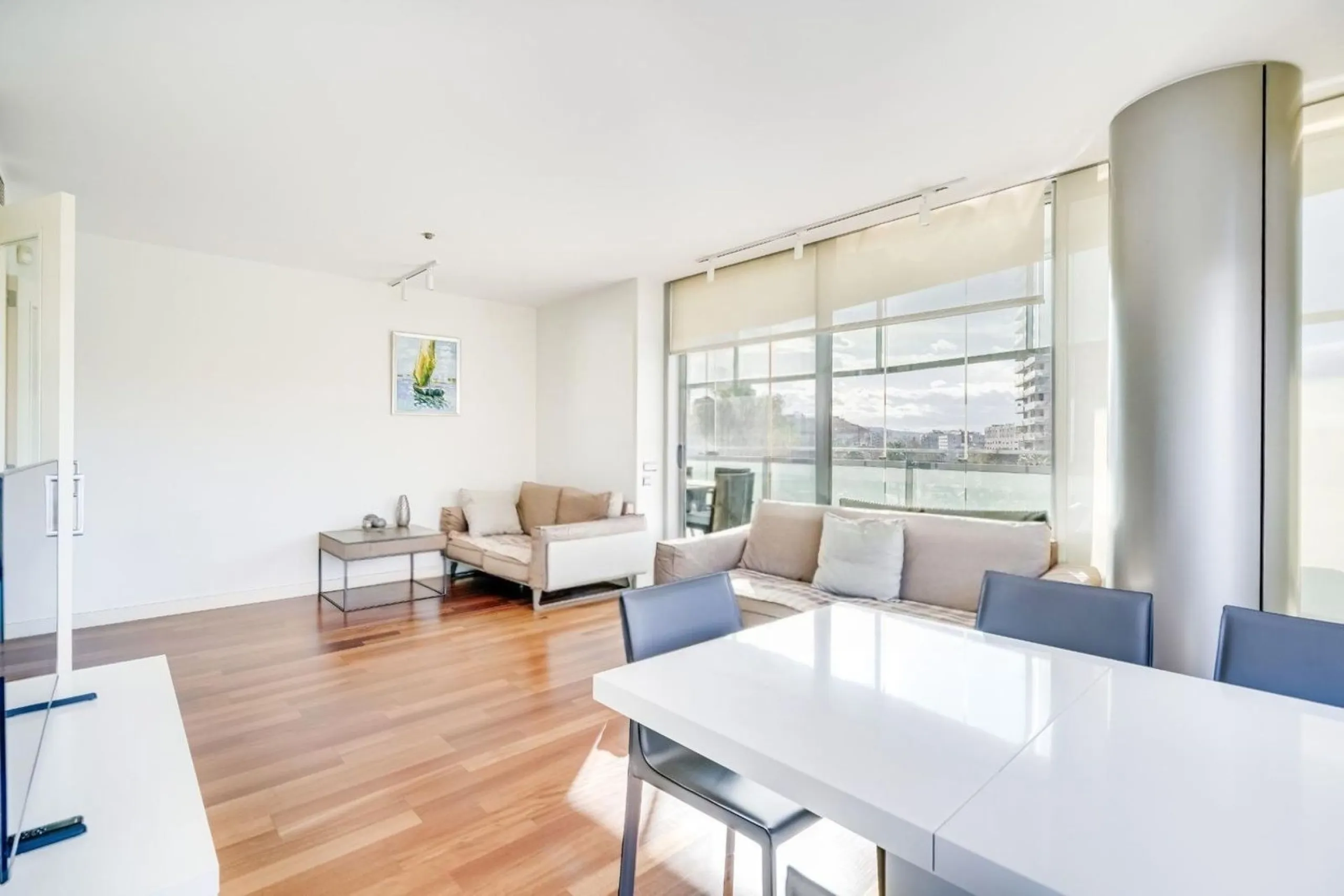 Exclusive apartment with large terrace by the sea in Diagonal Mar, Barcelona