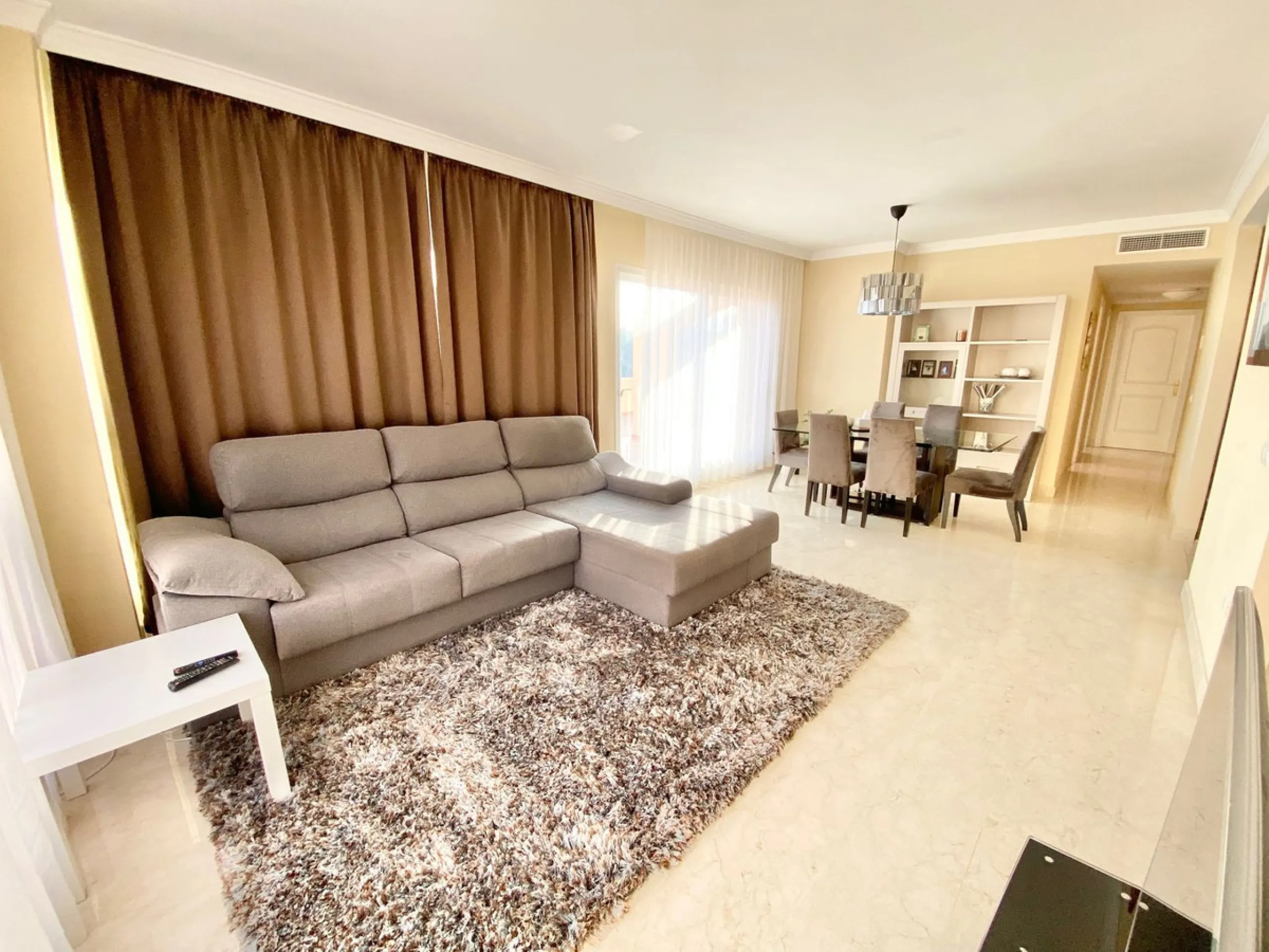 Large Duplex Penthouse in Elviria, Marbella.