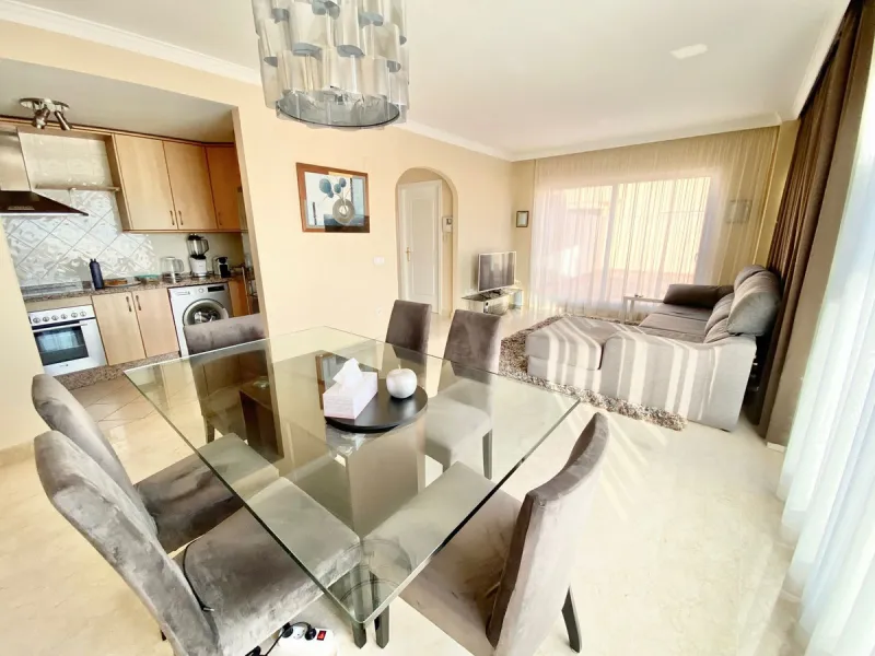Large Duplex Penthouse in Elviria, Marbella.