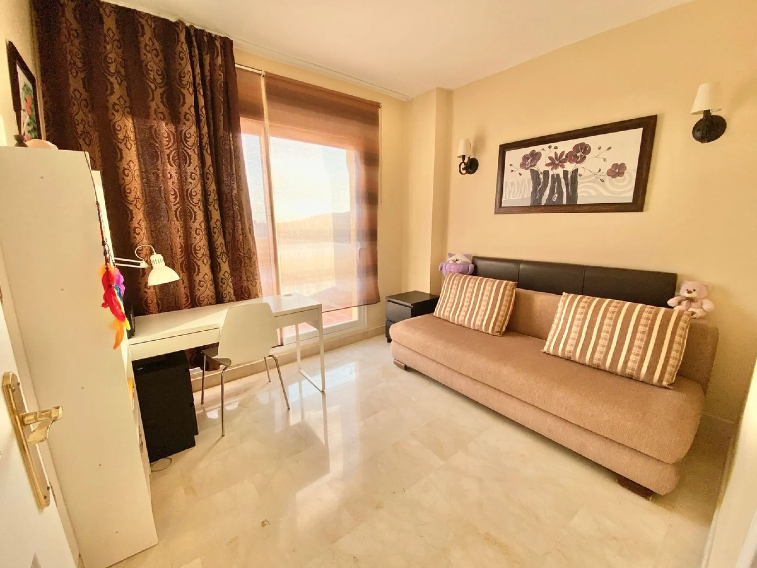 Large Duplex Penthouse in Elviria, Marbella.