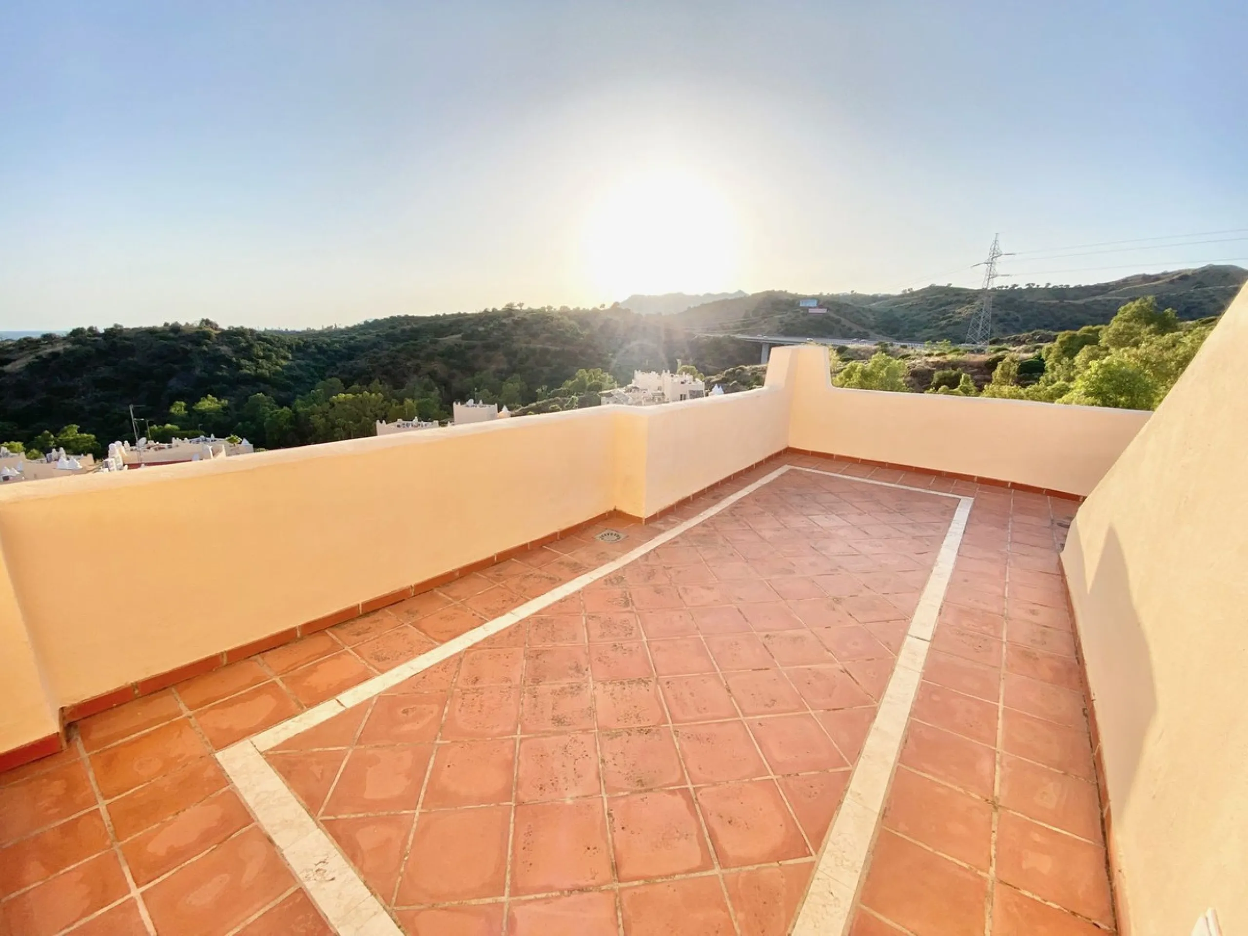 Large Duplex Penthouse in Elviria, Marbella.