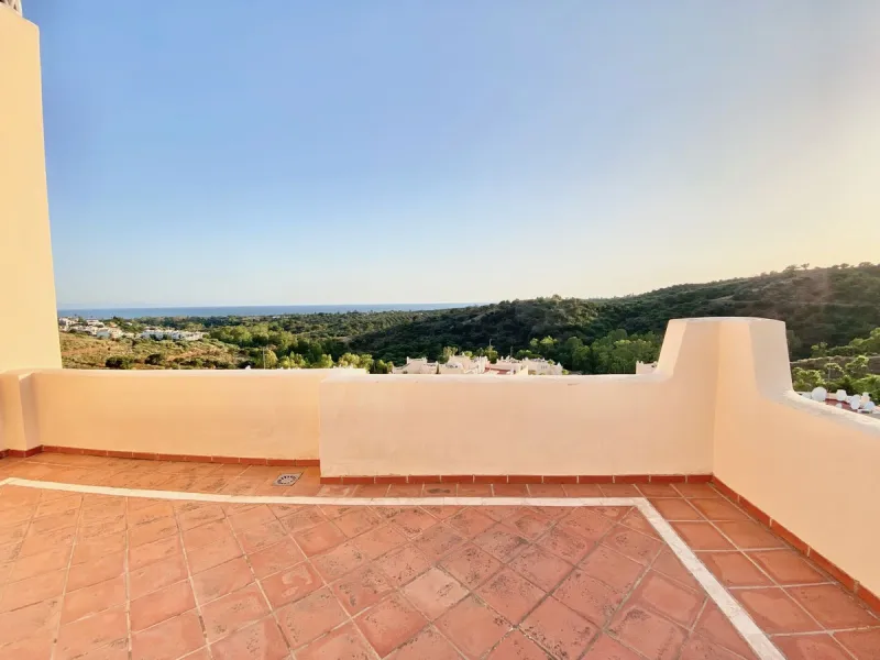 Large Duplex Penthouse in Elviria, Marbella.